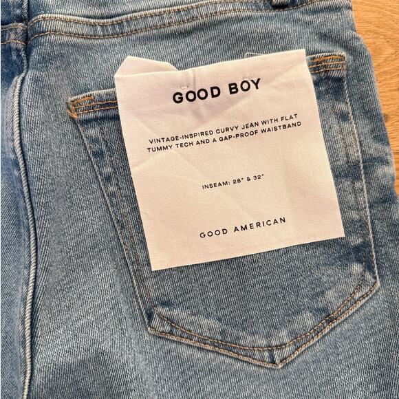 Good American - God Boy Split Hem Straight Leg Denim Jeans in Blue - Picture 5 of 7